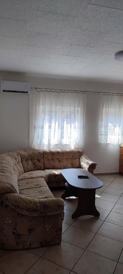 Apartmani Ivka Бродарица Экстерьер фото